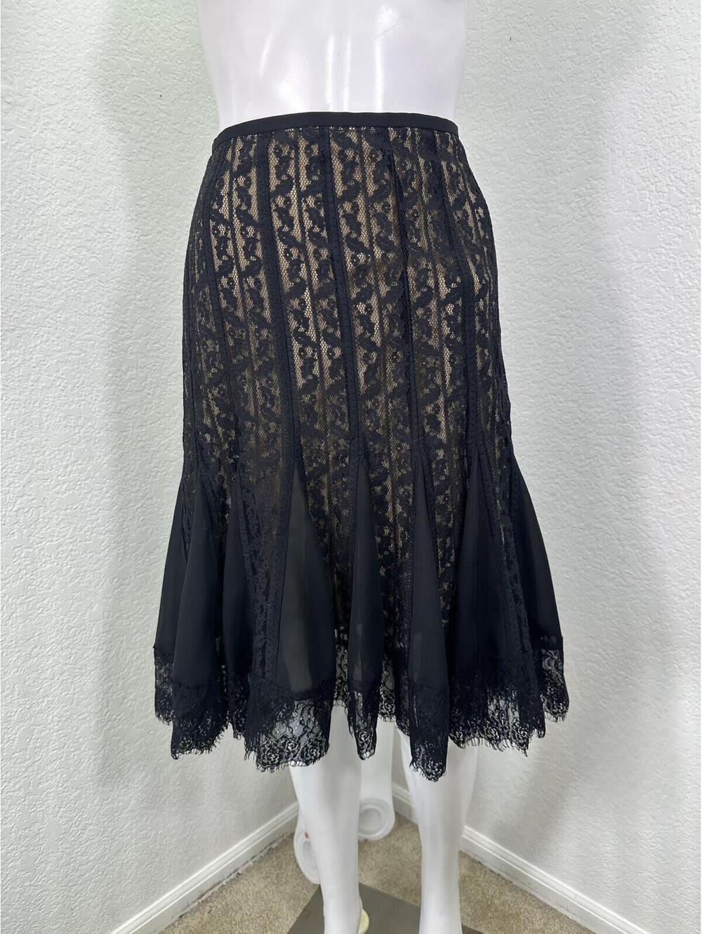 Sz 8P Ann Taylor Loft Black Lace Overlay Nude Flounced Hem Whimsigoth Dark - Picture 1 of 6